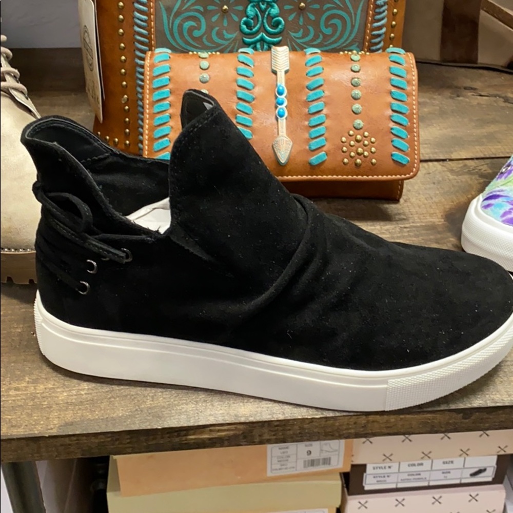 Harvest sneaker